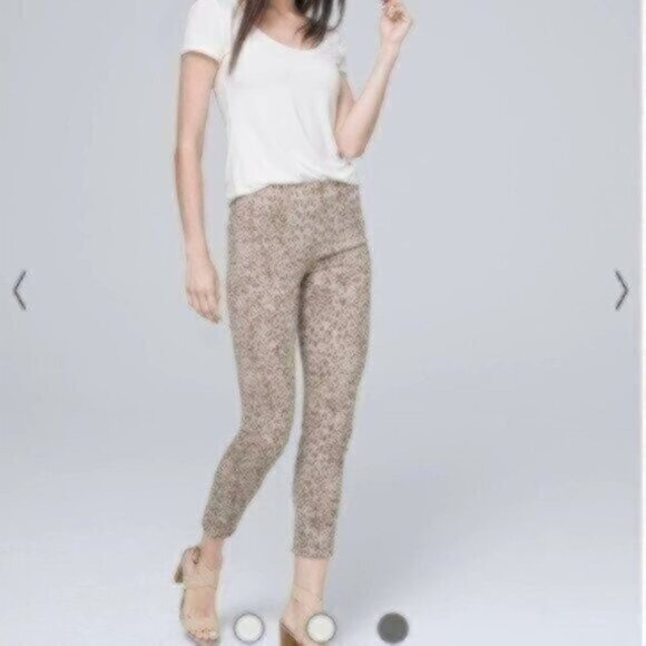 NWT White House Black Market Mid-Rise Leopard Crop Jeans - Picture 1 of 4